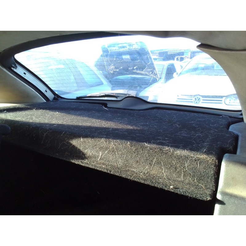 citroen c4 berlina del año 2004