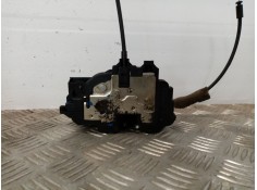 Recambio de cerradura puerta trasera derecha para renault scenic iii referencia OEM IAM 825020033RA  