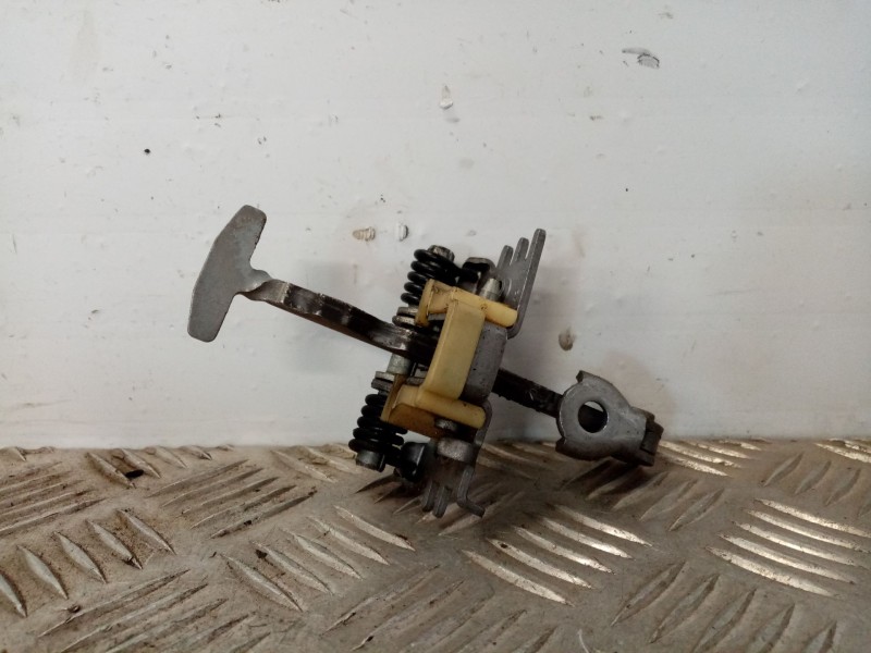 Recambio de freno de puerta para renault scenic iii referencia OEM IAM   