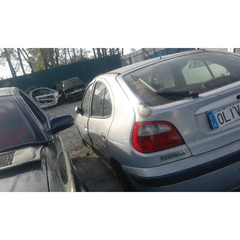 renault megane i fase 2 berlina (ba0) 1.9 dti century   |   10.00 - 12.02 | 2000 - 2002 | 80 cv / 59 kw del año 2000