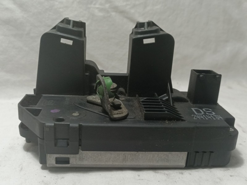Recambio de cerradura puerta trasera izquierda para opel zafira a elegance referencia OEM IAM 24414134  