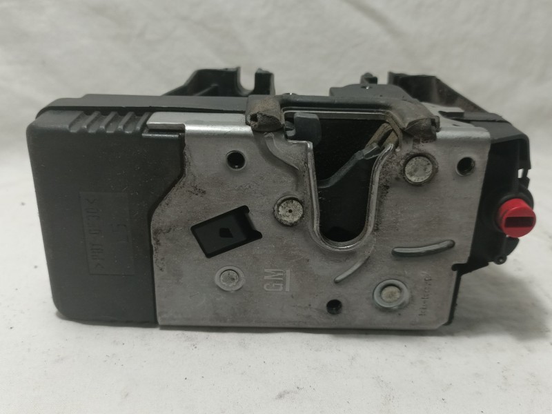 Recambio de cerradura puerta trasera izquierda para opel zafira a elegance referencia OEM IAM 24414134  