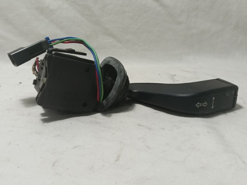 Recambio de mando intermitentes para opel zafira a elegance referencia OEM IAM 90560990  