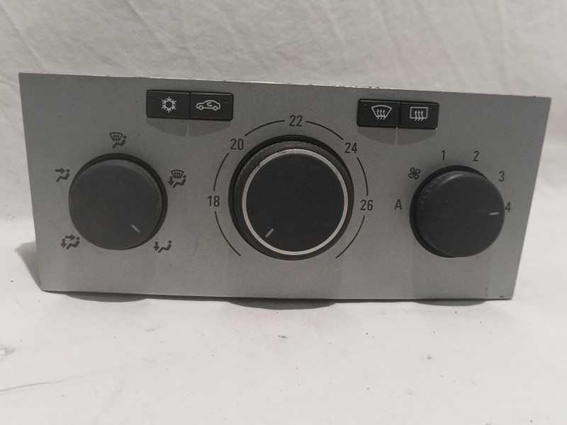 Recambio de mando calefaccion / aire acondicionado para opel astra h ber. cosmo referencia OEM IAM 13231052  
