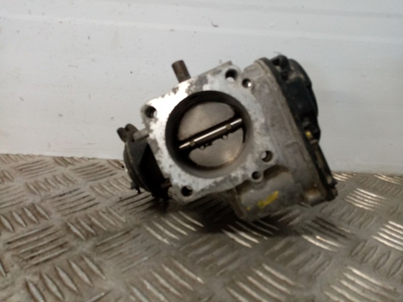 Recambio de caja mariposa para audi a3 (8l) 1.8 ambiente referencia OEM IAM 06A133063G  
