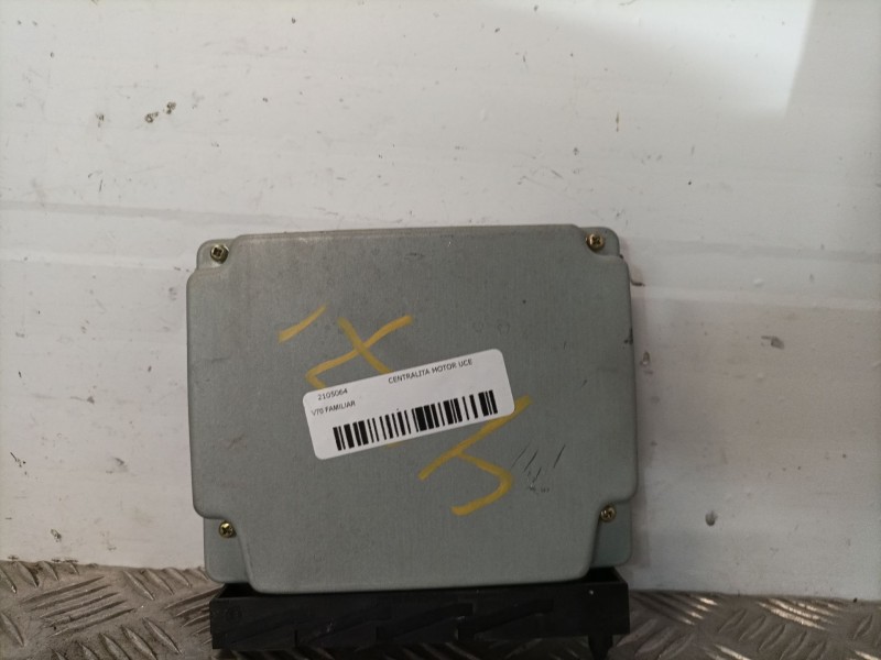 Recambio de centralita motor uce para volvo v70 familiar referencia OEM IAM MB0797008831 0797008831 08627471A