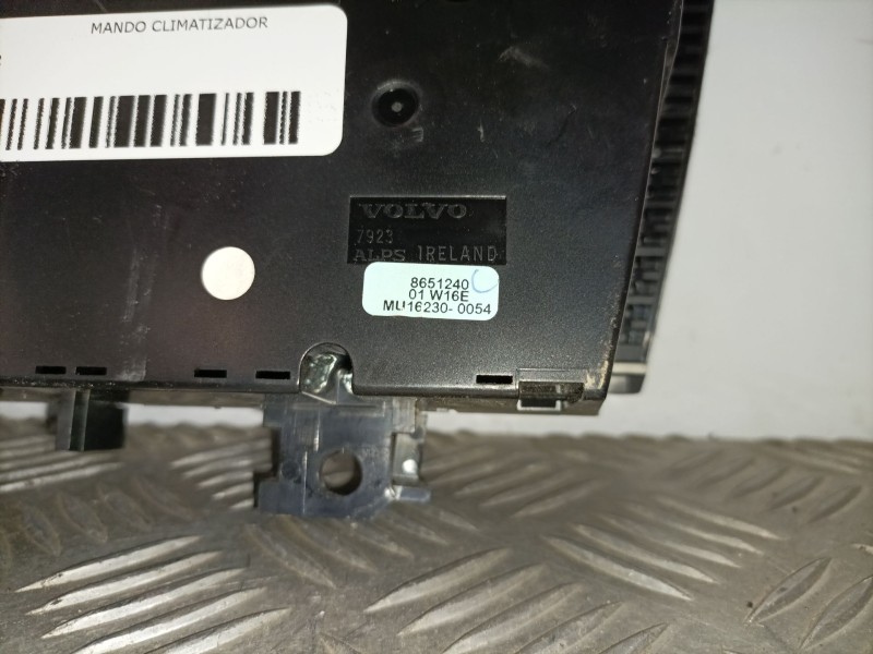 Recambio de mando climatizador para volvo v70 familiar referencia OEM IAM 8651240  