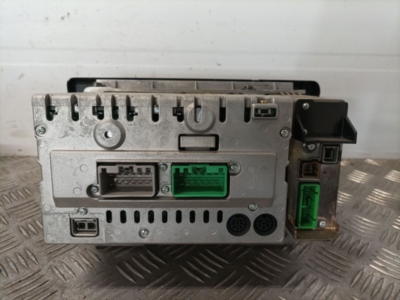 Recambio de sistema audio / radio cd para volvo v70 familiar referencia OEM IAM 8651152 8651652 
