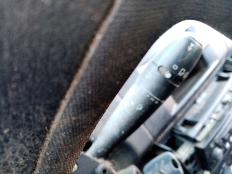 Recambio de com2000 para citroen c4 berlina referencia OEM IAM   