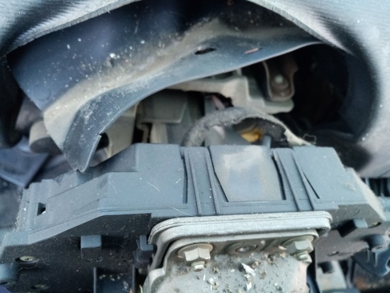 Recambio de com2000 para citroen c4 berlina referencia OEM IAM   