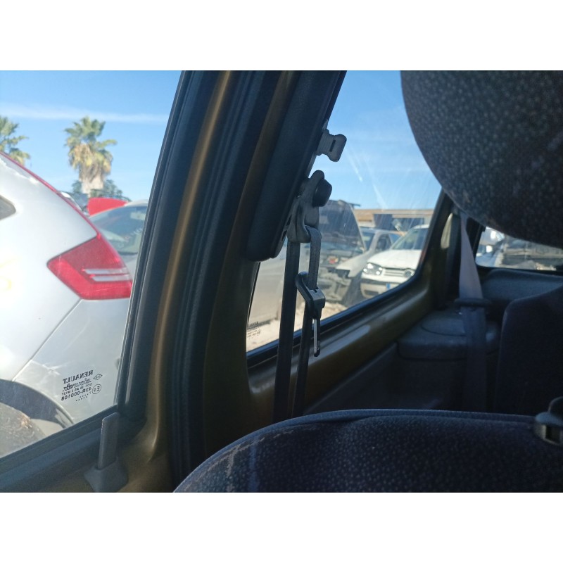 Recambio de cinturon seguridad delantero derecho para renault twingo (co6) referencia OEM IAM   