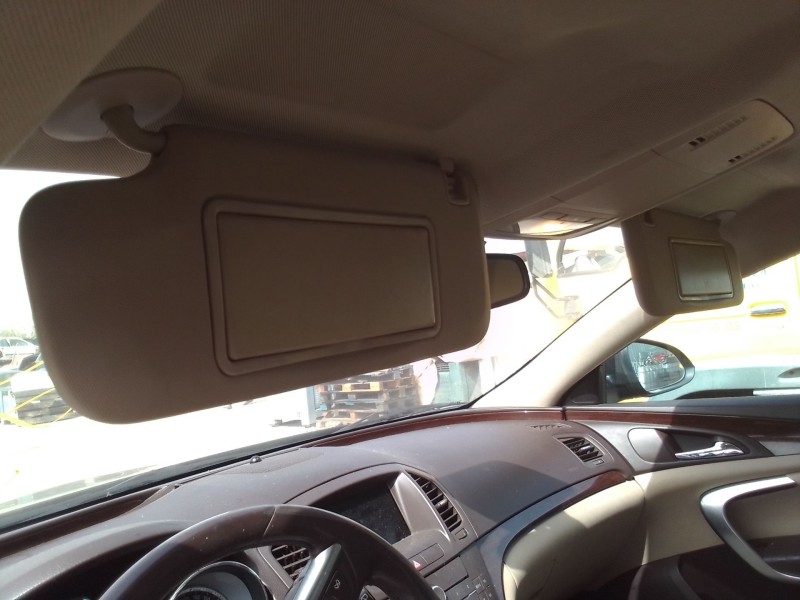 opel insignia berlina del año 2008