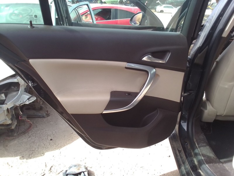 opel insignia berlina del año 2008