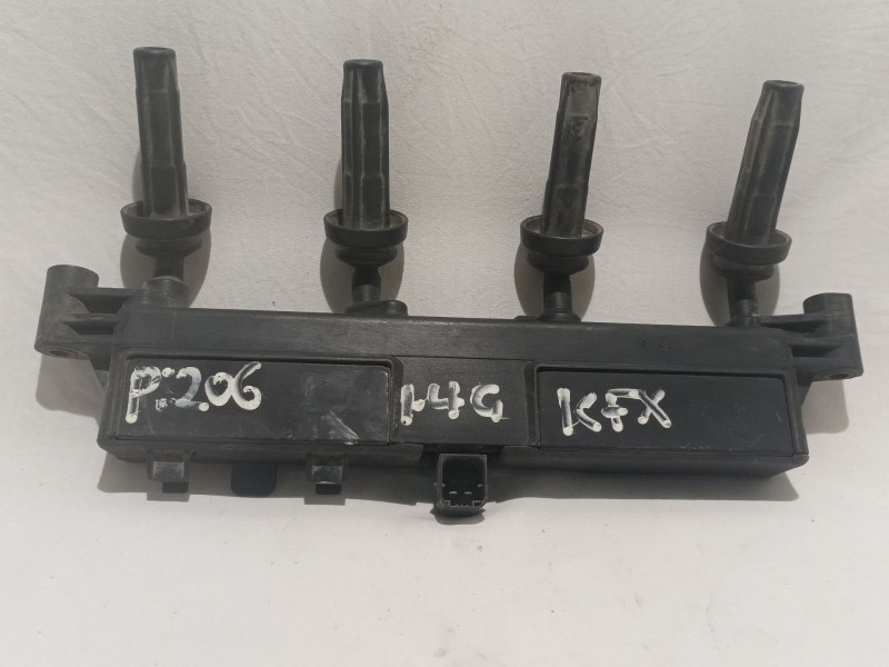 Recambio de bobina encendido para peugeot 206 berlina 1.4 referencia OEM IAM 96244675580  
