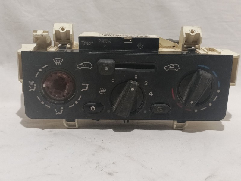 Recambio de mando climatizador para citroen c3 referencia OEM IAM F664479W  