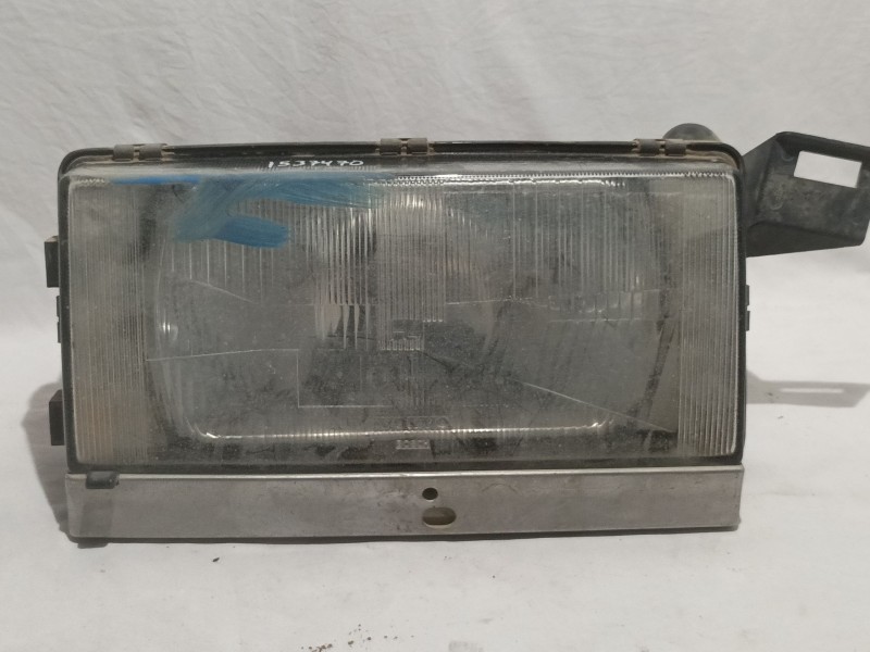 Recambio de faro derecho para volvo serie 740 berlina/familiar referencia OEM IAM 1305239009  