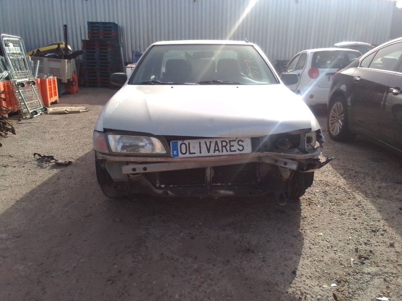 nissan almera (n15) del año 1995