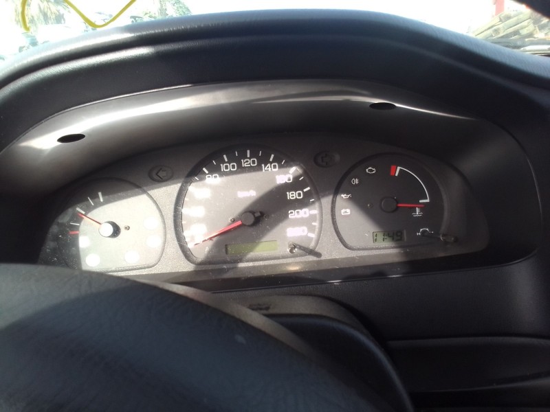 nissan almera (n15) del año 1995