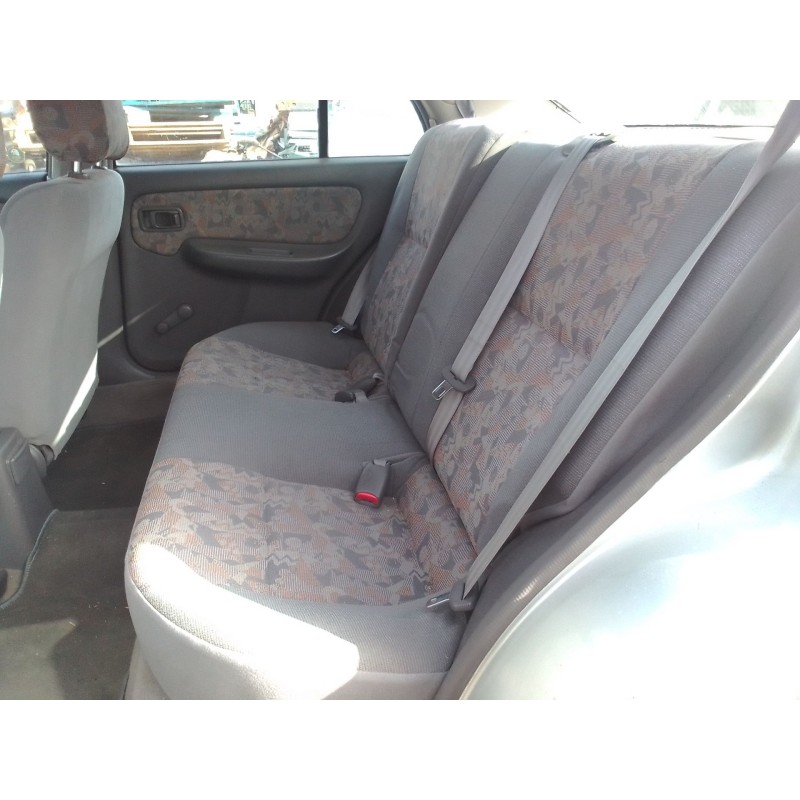 nissan almera (n15) del año 1995