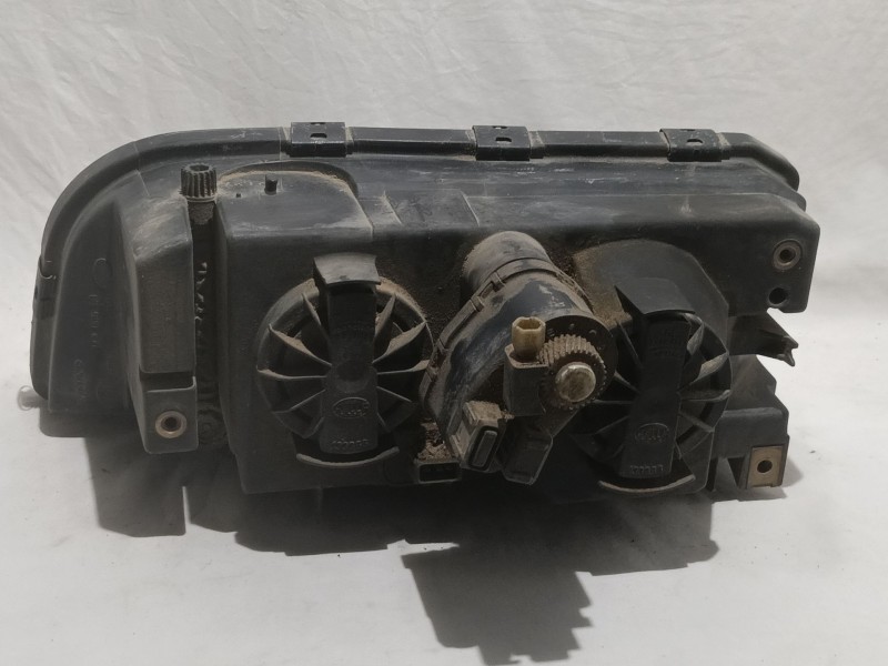 Recambio de faro derecho para volvo serie 850 referencia OEM IAM 14200600  