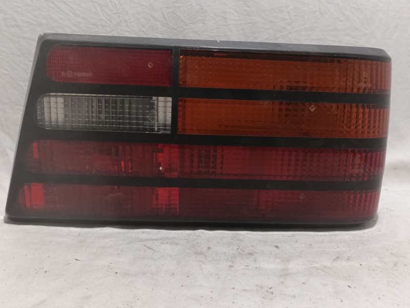 Recambio de piloto trasero derecho para ford orion referencia OEM IAM 53382R23  