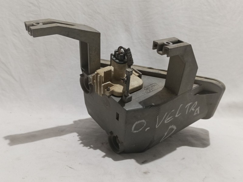 Recambio de faro antiniebla derecho para opel vectra b berlina comfort referencia OEM IAM 90585030  