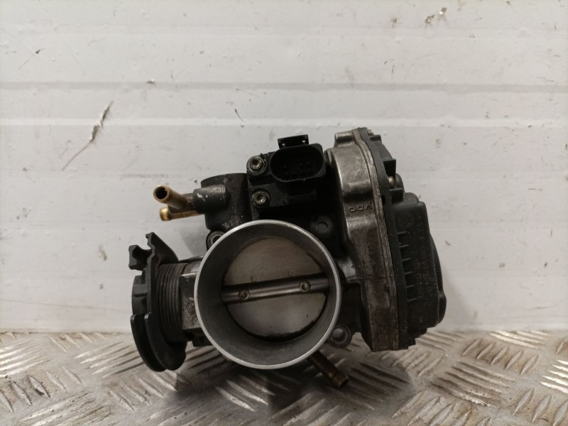 Recambio de caja mariposa para volkswagen golf iv berlina (1j1) referencia OEM IAM 06A133064J 408237111012 