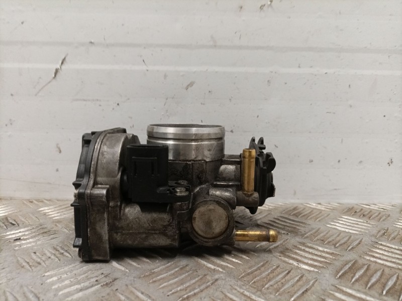 Recambio de caja mariposa para volkswagen golf iv berlina (1j1) referencia OEM IAM 06A133064J 408237111012 