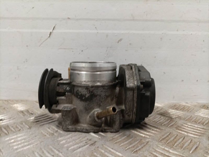 Recambio de caja mariposa para volkswagen golf iv berlina (1j1) referencia OEM IAM 06A133064J 408237111012 