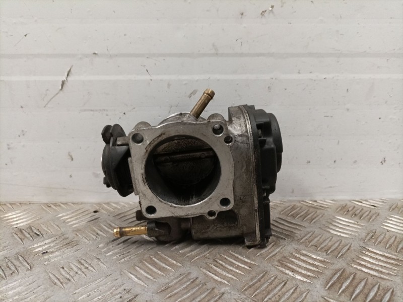 Recambio de caja mariposa para volkswagen golf iv berlina (1j1) referencia OEM IAM 06A133064J 408237111012 