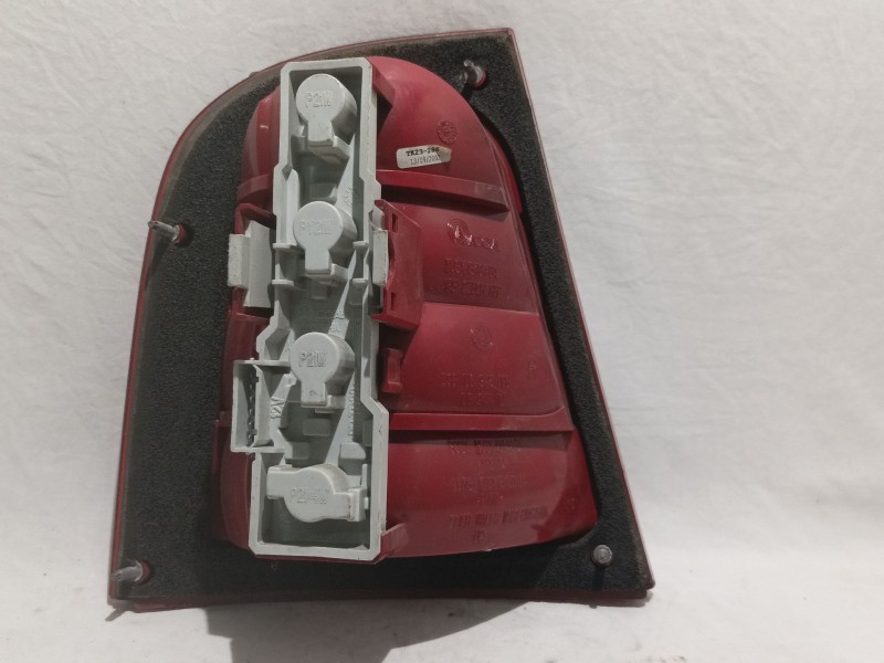 Recambio de piloto trasero derecho para skoda octavia berlina (1u2) referencia OEM IAM 1U6945096  