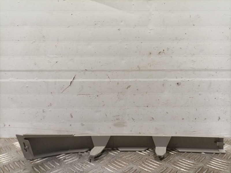 Recambio de moldura bajo faro izquierdo para citroen berlingo referencia OEM IAM 781095 23011049 