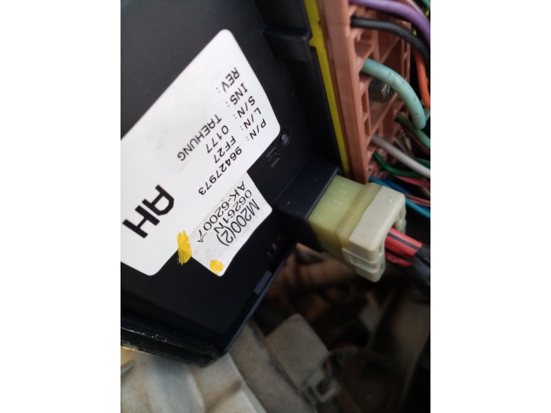 Recambio de caja reles / fusibles para chevrolet matiz referencia OEM IAM 96427973  