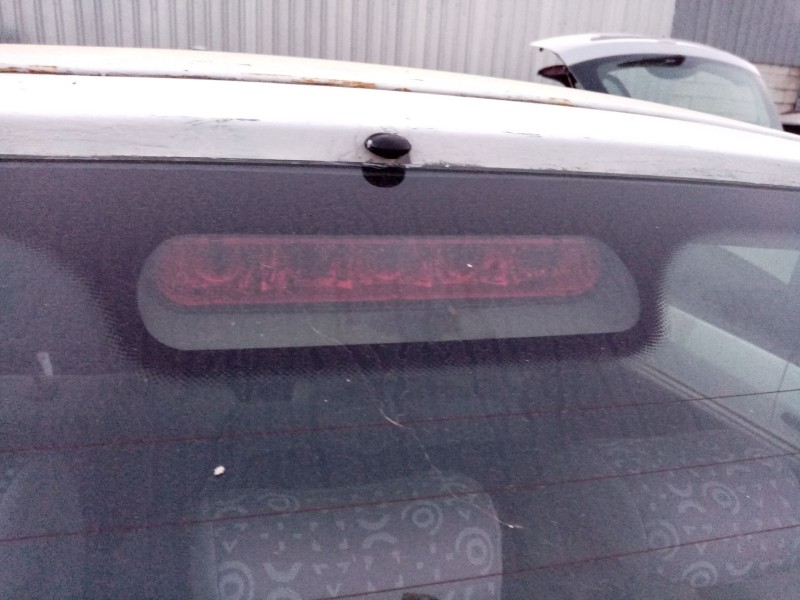 Recambio de luz central de freno para chevrolet matiz referencia OEM IAM   