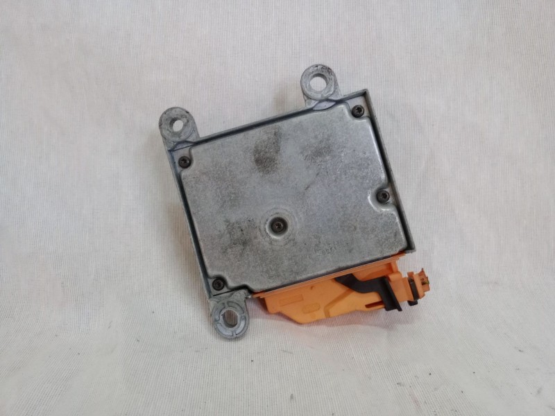 Recambio de centralita airbag para citroen saxo referencia OEM IAM 9643735880  