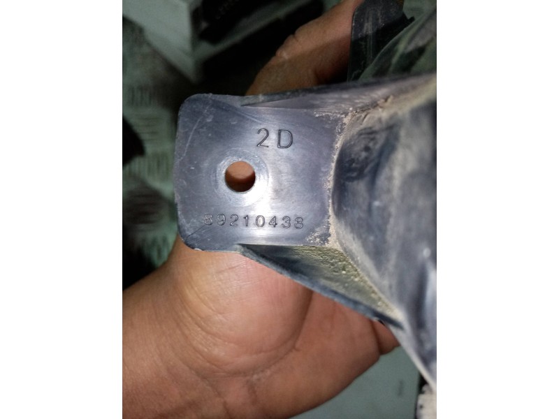 Recambio de faro antiniebla derecho para  referencia OEM IAM 89210438  