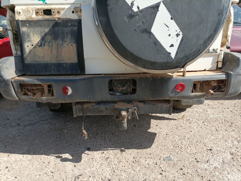 Recambio de paragolpes trasero para mitsubishi pajero referencia OEM IAM   