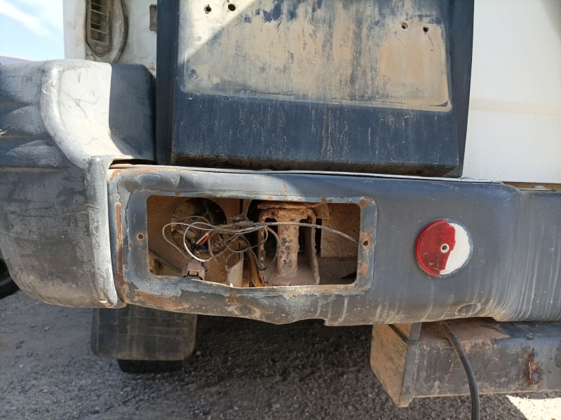 Recambio de paragolpes trasero para mitsubishi pajero referencia OEM IAM   