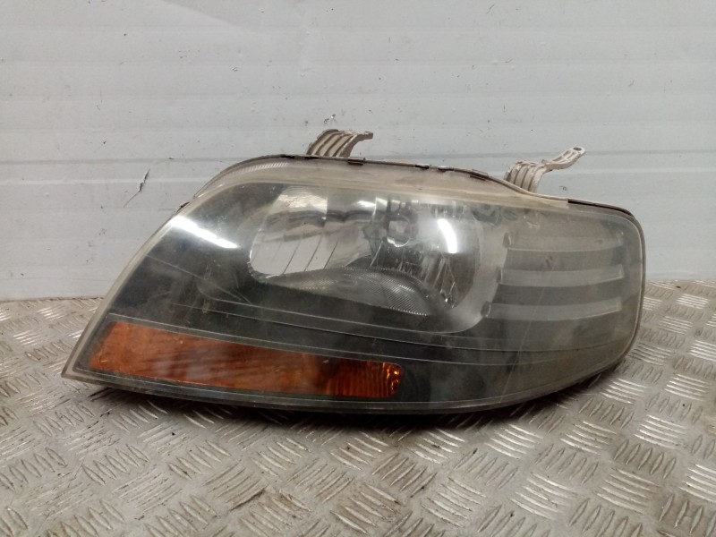 Recambio de faro izquierdo para chevrolet kalos referencia OEM IAM 96802653  