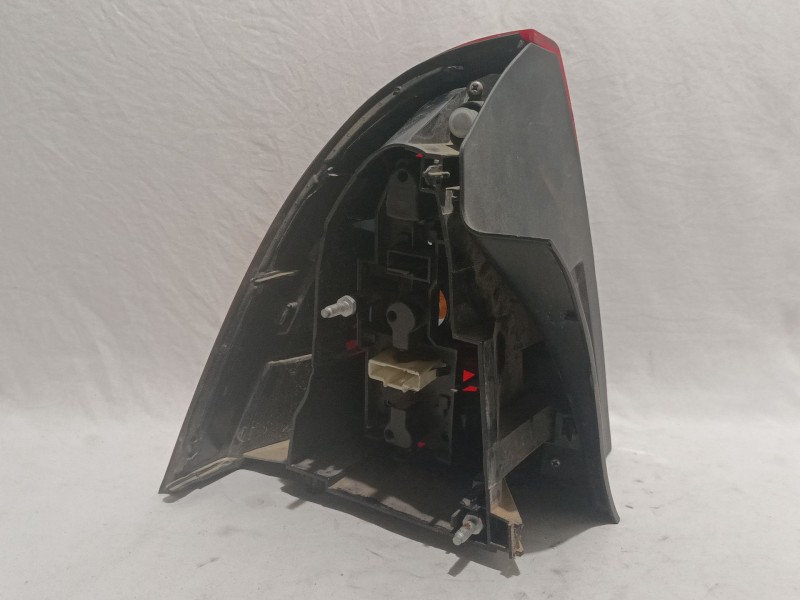 Recambio de piloto trasero derecho para citroen c5 berlina referencia OEM IAM 085521921R  