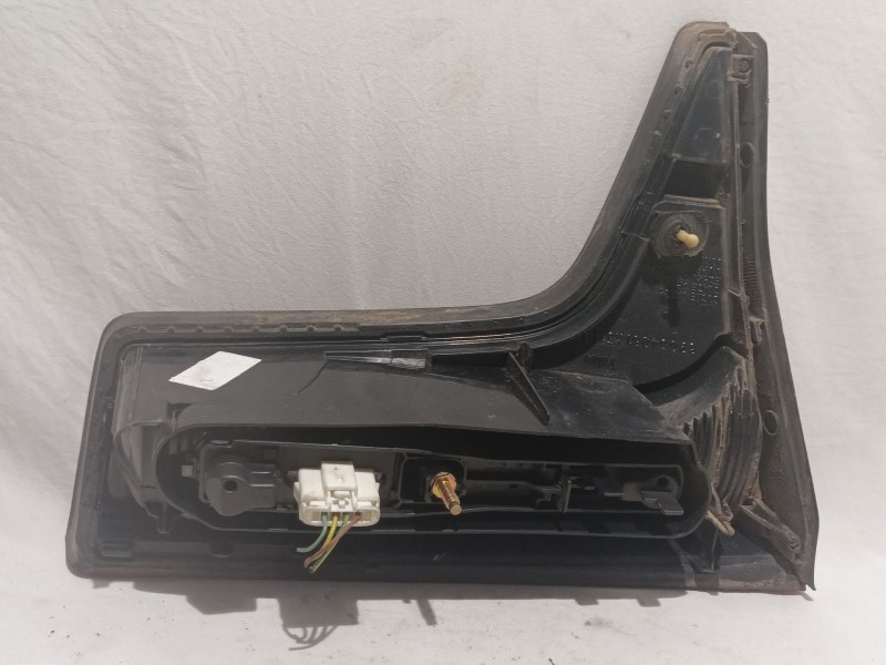 Recambio de piloto trasero derecho interior para citroen c5 berlina referencia OEM IAM 89034081  