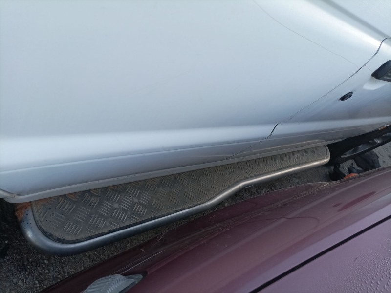 Recambio de estribos laterales para mitsubishi pajero referencia OEM IAM   