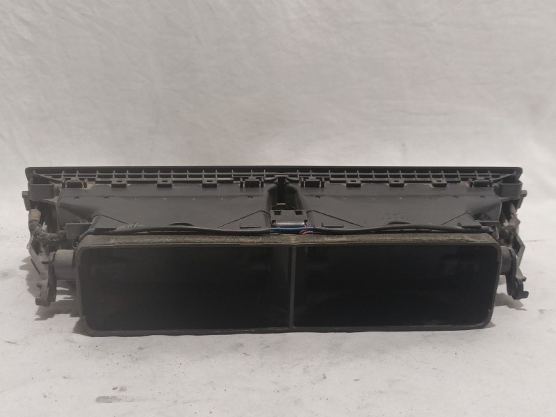 Recambio de aireador central para audi a4 avant (8e) 2.0 tdi referencia OEM IAM 4438201  