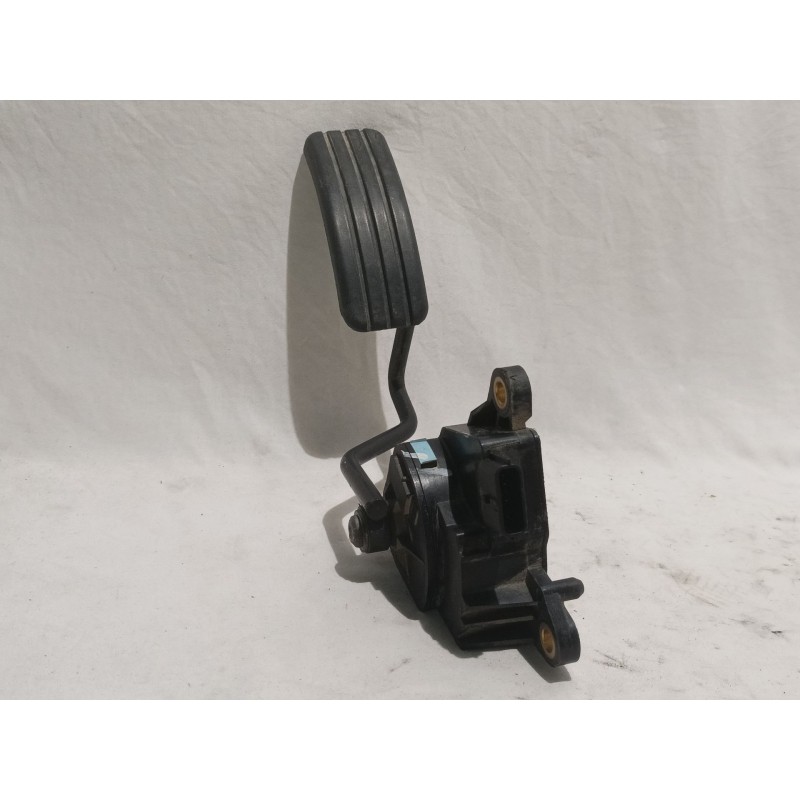 Recambio de potenciometro pedal para renault clio iii referencia OEM IAM 8200297342  