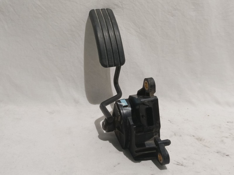 Recambio de potenciometro pedal para renault clio iii referencia OEM IAM 8200297342   Recambio de potenciometro pedal para renault clio iii referencia OEM IAM 8200297342