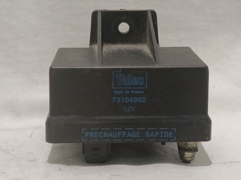 Recambio de caja precalentamiento para citroen xantia berlina referencia OEM IAM 73104902  