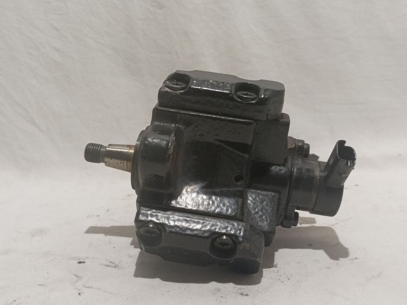 Recambio de bomba inyeccion para peugeot 807 2.2 hdi fap cat (4hw) referencia OEM IAM 0445010021  