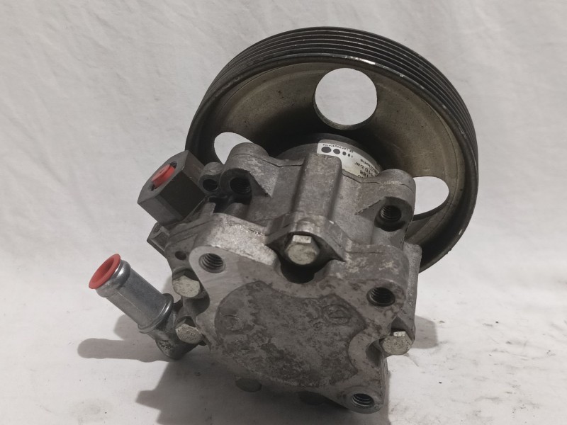 Recambio de bomba direccion para peugeot 807 2.2 hdi fap cat (4hw) referencia OEM IAM 9847983580  