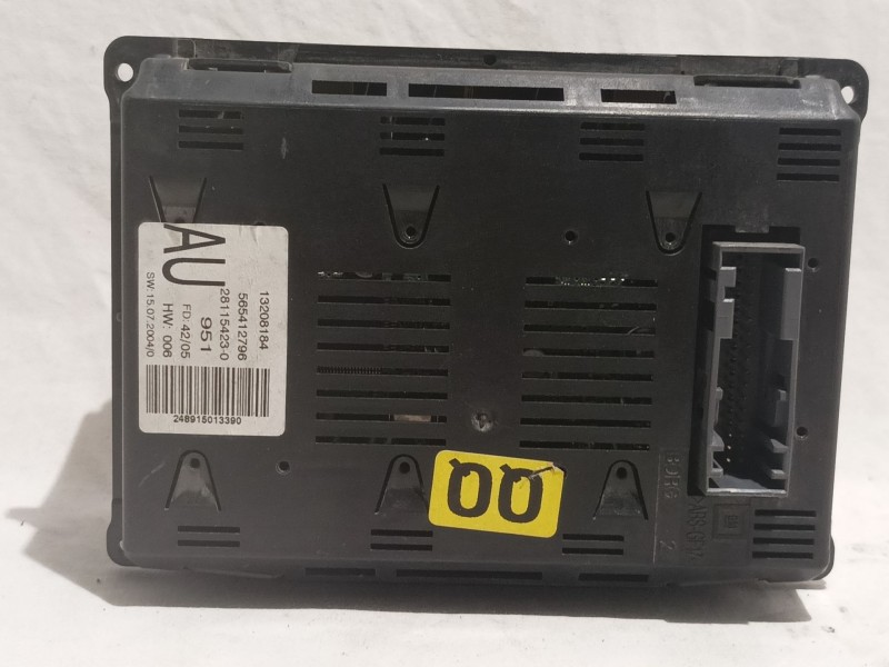 Recambio de pantalla multifuncion para opel vectra c berlina elegance referencia OEM IAM 13208184  