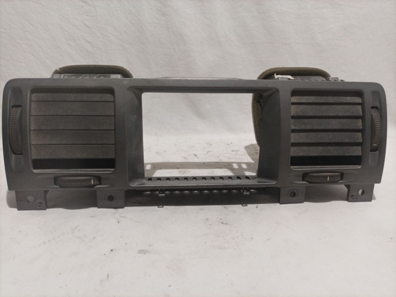 Recambio de rejilla aireadora para opel vectra c berlina elegance referencia OEM IAM 230635620 13237875 